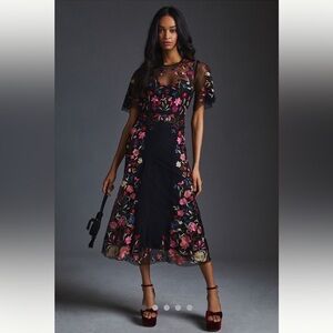 Anthropologie NWOT Embroidered Floral Dress size 4.